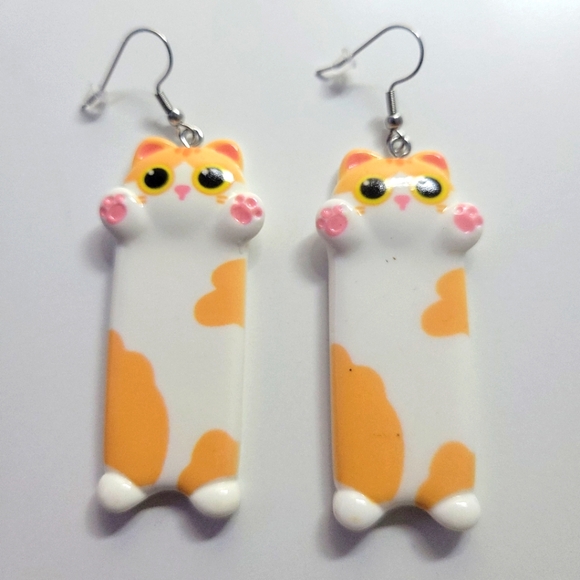 NWT Cat Lady Cute Long Cat Earrings White Orange Cat Pink Paws Hypoallergenic - Picture 2 of 5